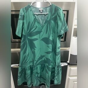 a new day Green Leaf Print V-Neck Dress flowy resort